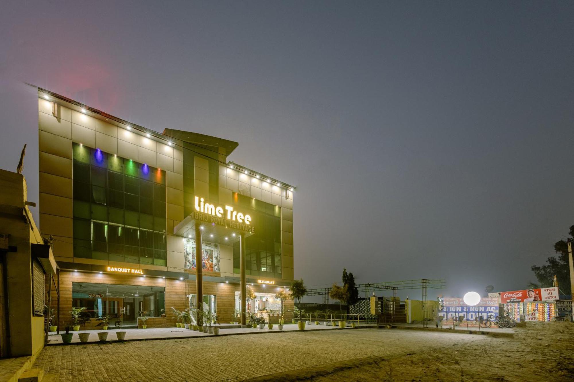 Lime Tree Hotel And Banquet Вріндаван Екстер'єр фото